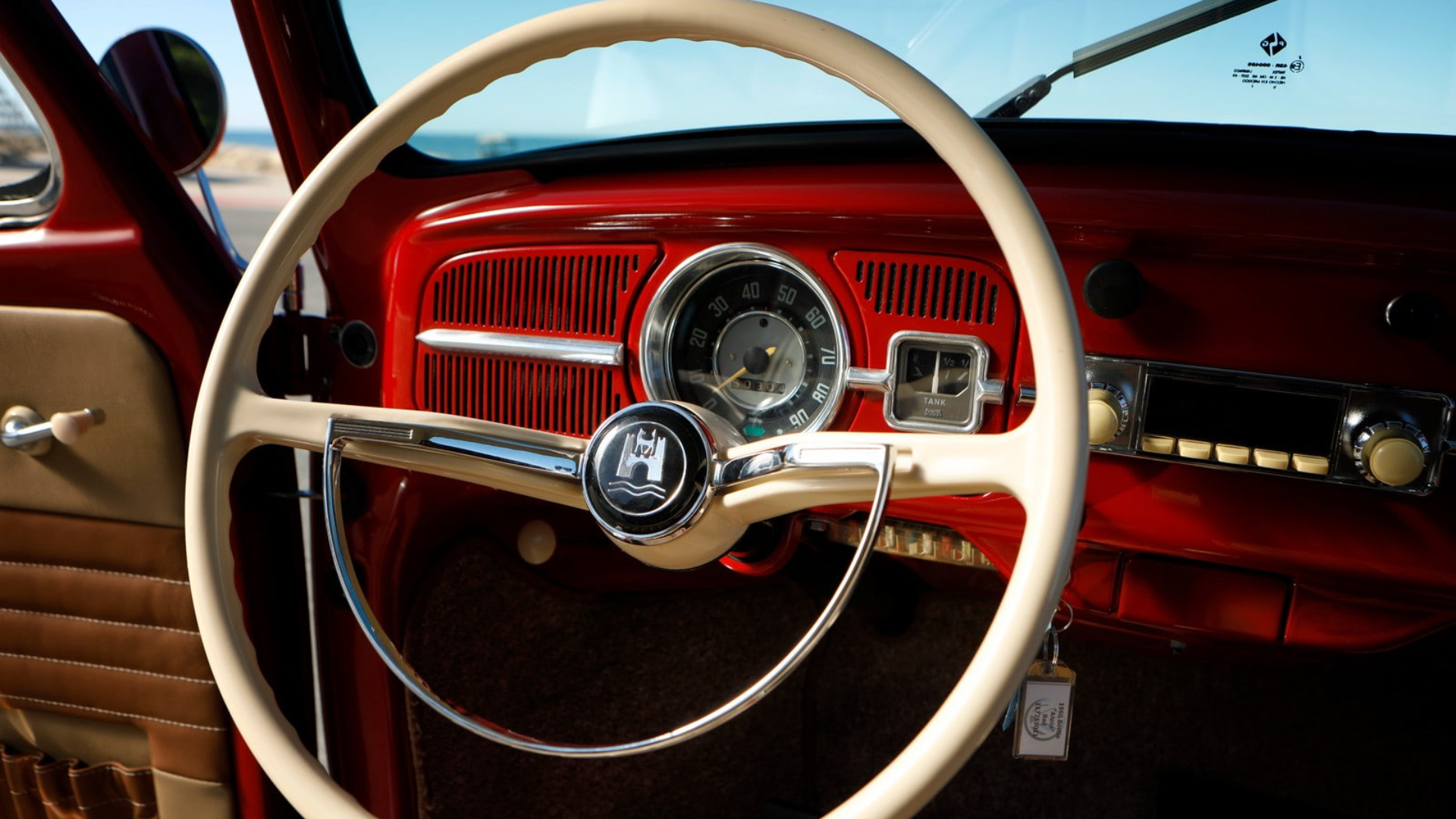 Close-up em um farol de Fusca clássico