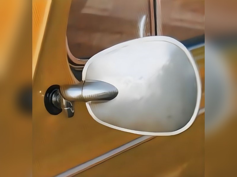 Foto da característica: Retrovisor em Metal Raquetinha