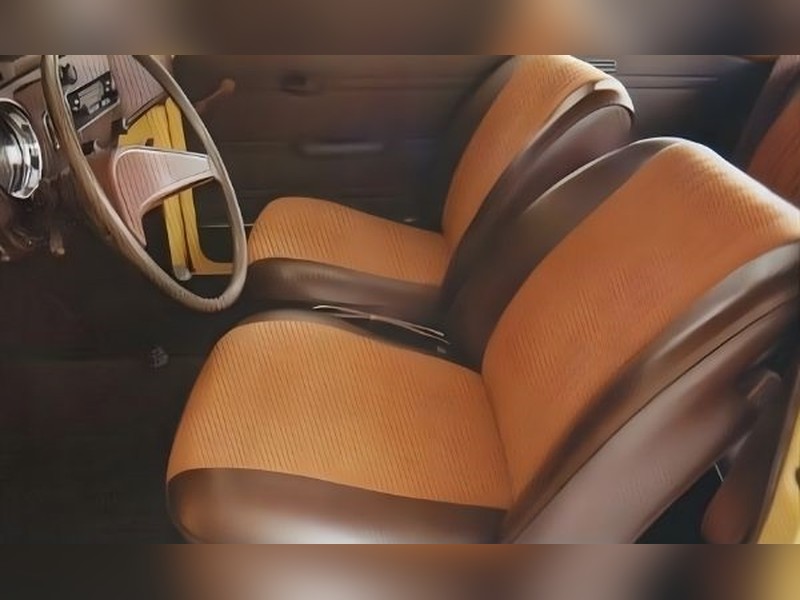 Foto: Tapeçaria - Banco Marrom Padrão Monocromático